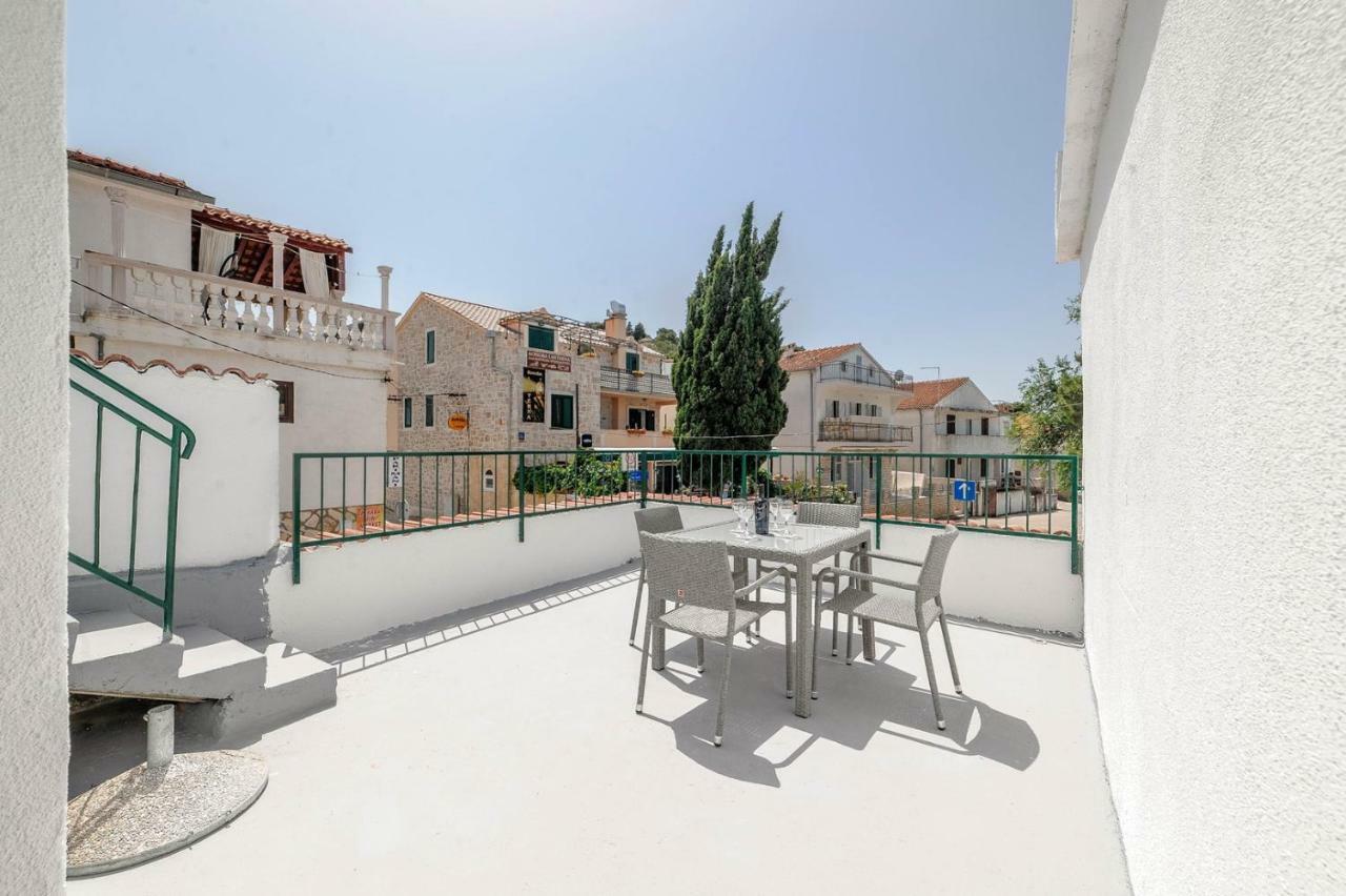 Apartments Nada Tribunj  Exterior photo